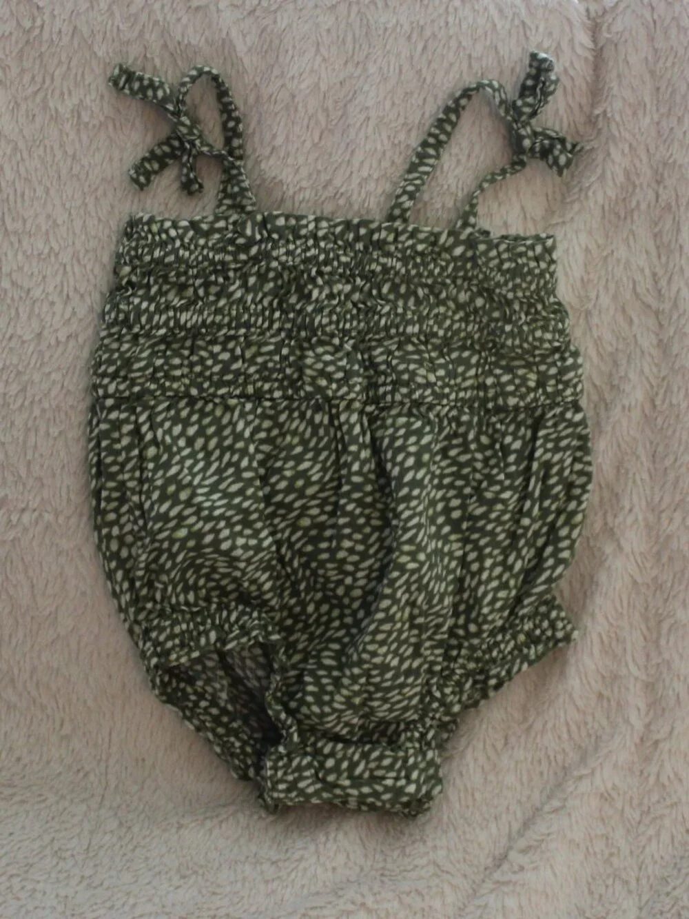 Lot of 4 Baby Girl Rompers 0-3 Months